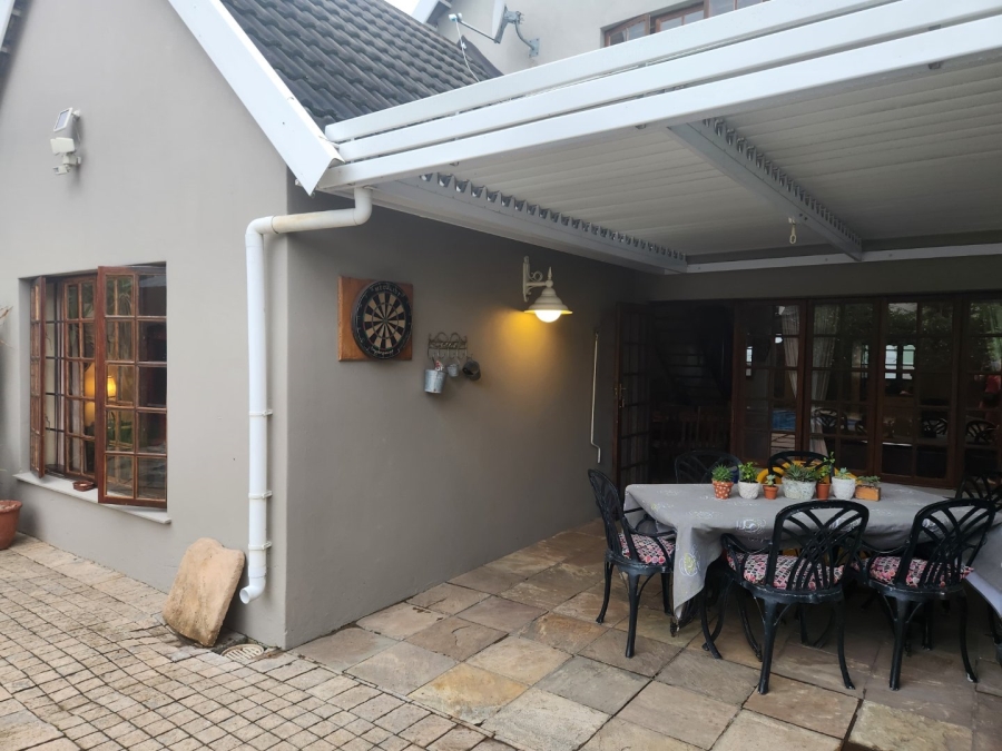 3 Bedroom Property for Sale in Denver Park Western Cape